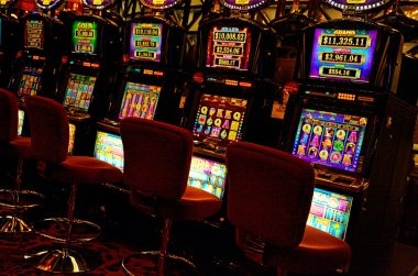 bola169 mobile app interface showing live football odds and casino games